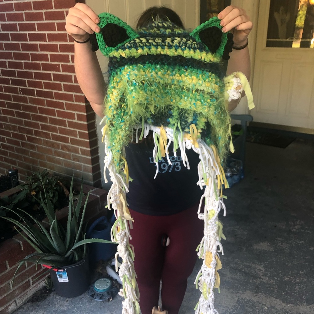 Grateful Dead dancing bear inspired crochet hood
